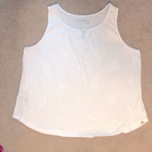 Beautiful Sleeveless Eddie Bauer Blouse! Sz-2XL, 100% Cotton, White, Embroidered